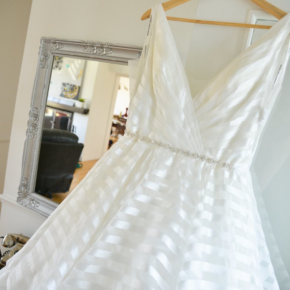wedding dress